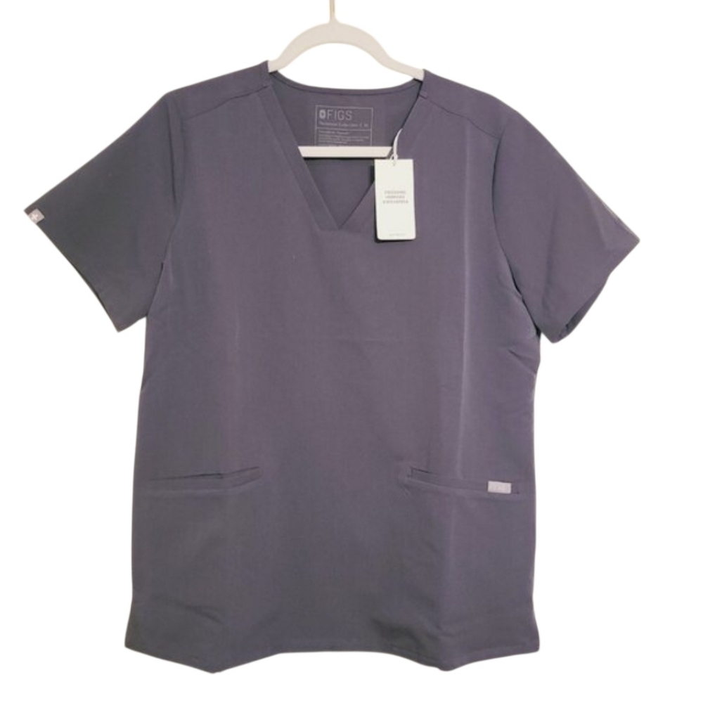 FIGS | Women's Graphite Casma Three Pocket V-Neck Scrubs Top (Size Medium)